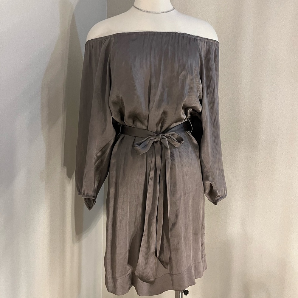 Banana Republic Off-Shoulder Long Sleeve Dress in Lavender Gray
